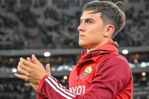 Roma gesto vacanze Dybala