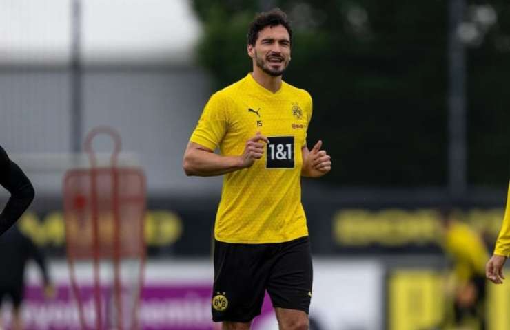 Mercato Roma concorrenza Hummels