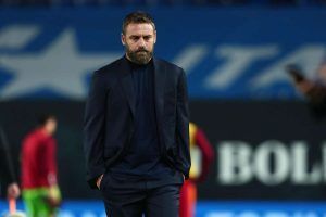 Roma calciomercato emergenza difesa