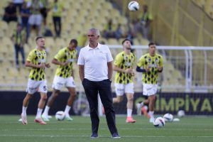 Mourinho Fenerbache Amrabat