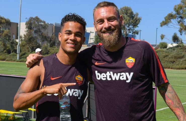Kluivert con De Rossi