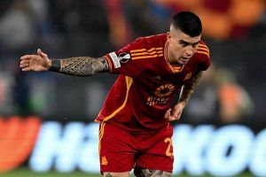 Roma-Milan gesto Mancini