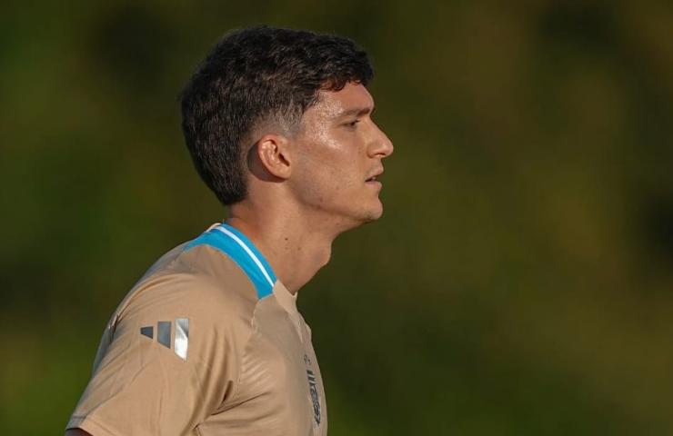 Calciomercato Roma primo obiettivo difesa
