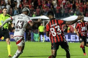 Mercato Roma sfida laterale destro