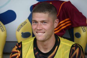 Artem Dovbyk sorridente