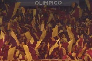 Roma striscione contro società