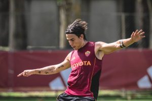 Dybala in allenamento
