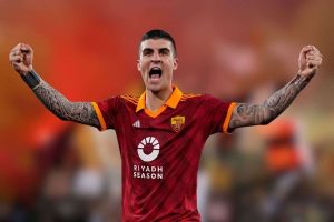 Gianluca Mancini esulta