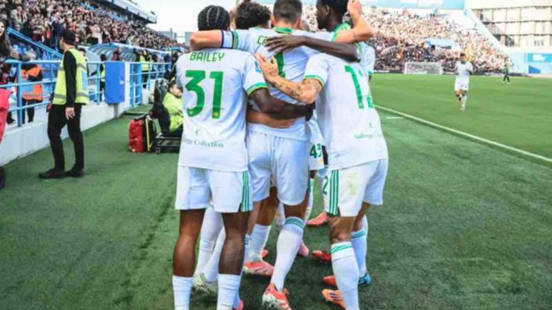As Roma festeggia al Mapei