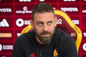 De Rossi in conferenza stampa