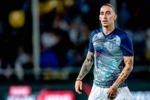 Tsimikas con la Grecia