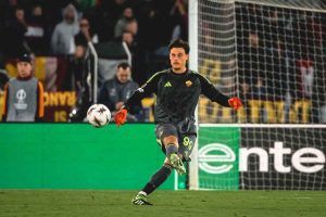 svilar durante la partita 1200