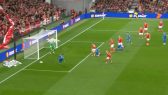 il gol sbagliato da tsimikas