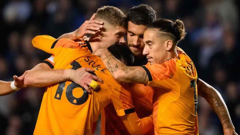 As Roma esulta a Glasgow