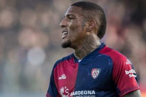 Insulti Folorunsho reazione