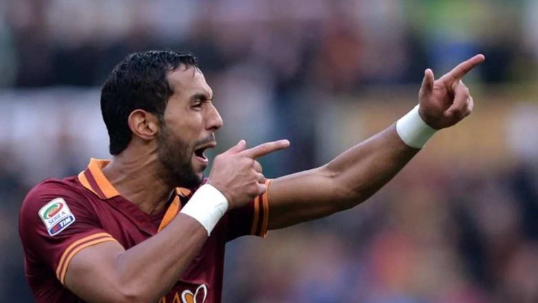 Medhi Benatia con la maglia della Roma