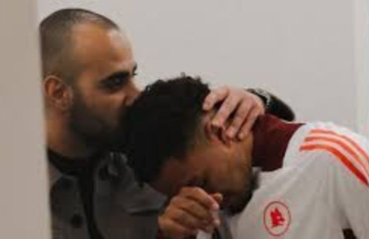 Devyne Rensch dopo la firma con la Roma