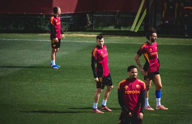 Giallorossi in campo a Trigoria